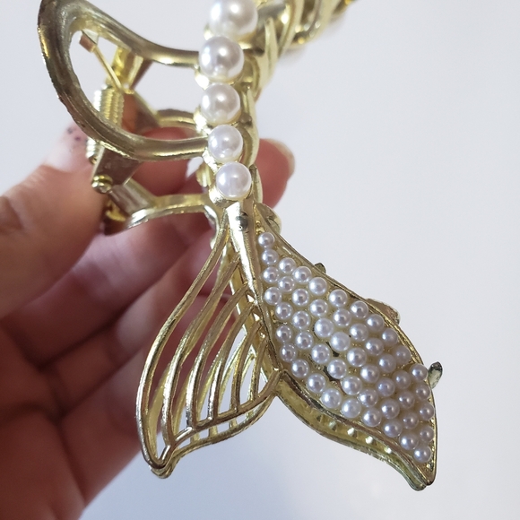 Metal Hair Claw Clip Non Slip, Pearl Hair Jaw Clip, gold tone - Picture 3 of 6